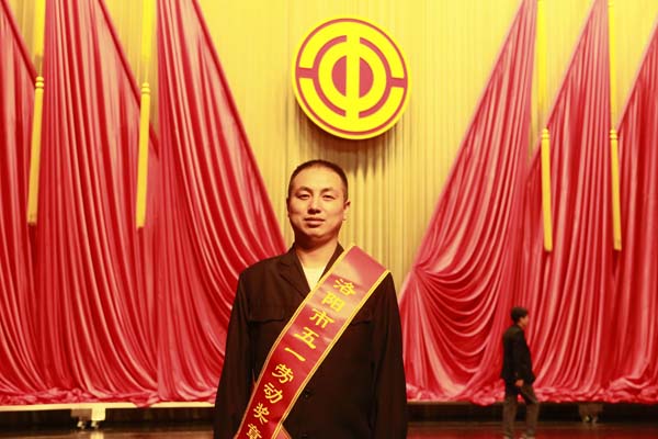 ���������ǲ�����ƽ̨��ģ���ഺ�ظ���ϵ�б���֮����ʡ�Ͷ�ģ��������