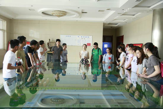 27������ѧ�����������ǲ�����ƽ̨ʵϰ Ϊ�ഺ��������ͬ��