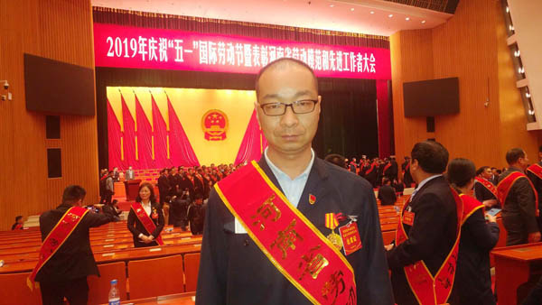 ���������ǲ�����ƽ̨��ģ���ഺ�ظ���ϵ�б���֮����ʡ�Ͷ�ģ��������