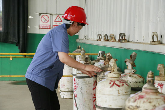 װ���ֹ�˾��չ����������������Ʒ��©Ӧ����Ԯ���� ����ʵս����