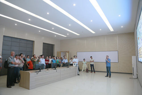 �ھŽ캣Ͽ�����ȵ�����/���繲��ѧ���������л�����������������ǲ�����ƽ̨